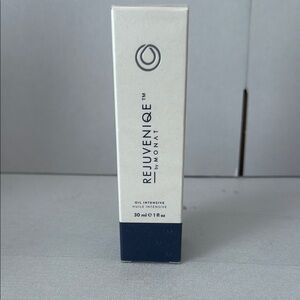 Rejuveniqe Oil Intensive by Monat